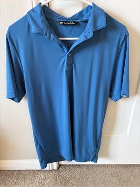 Travis Mathew Men's Short Sleeve Polo - Blue and light blue